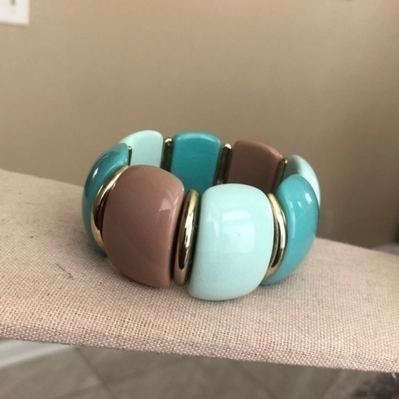 Vintage Stretchy Bracelet - Picture 1 of 2